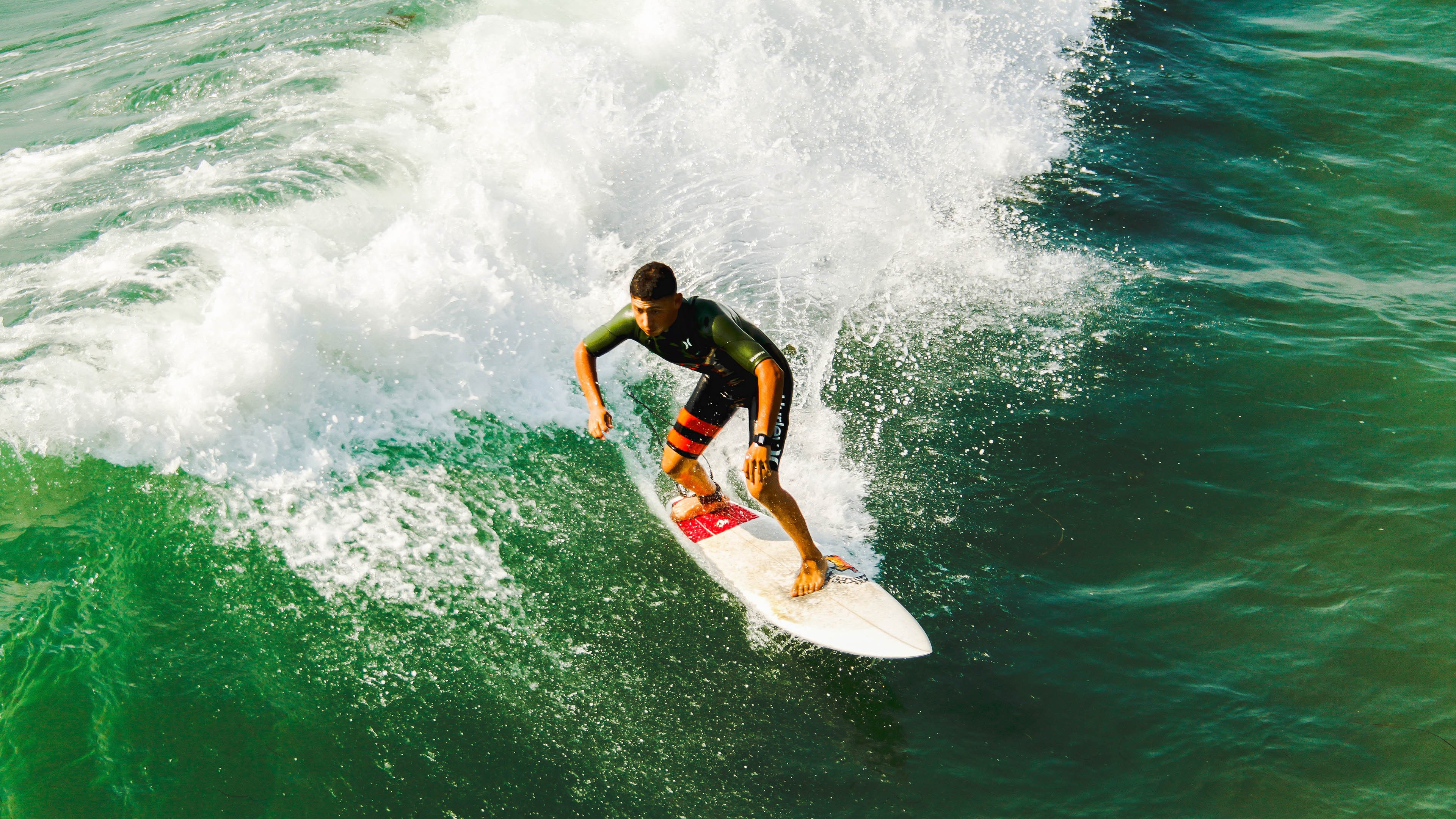 开云体育中国-科迪勒拉山系的怒吼，当巴拉圭的意志在欧冠半决赛翻盘哥伦比亚的才华