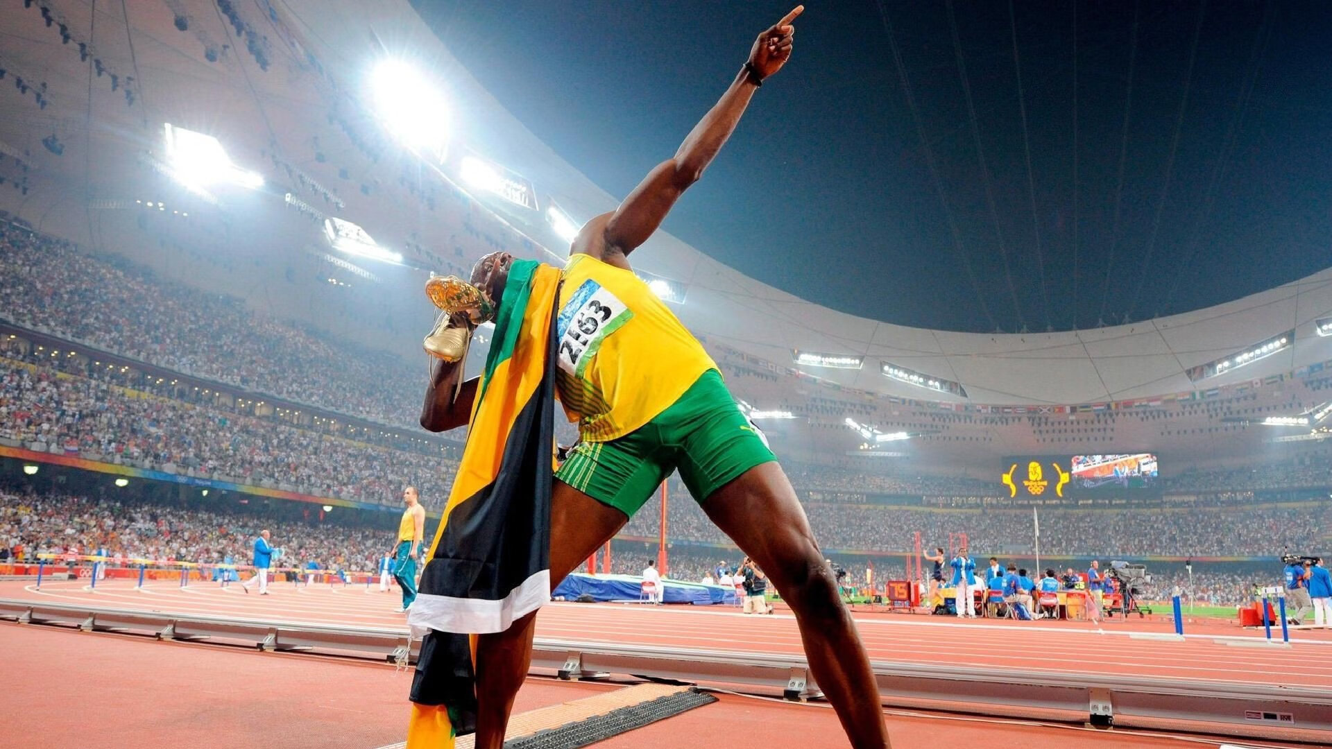 逆袭之夜,当沙特掀翻阿根廷,谁在舞台中央起舞?